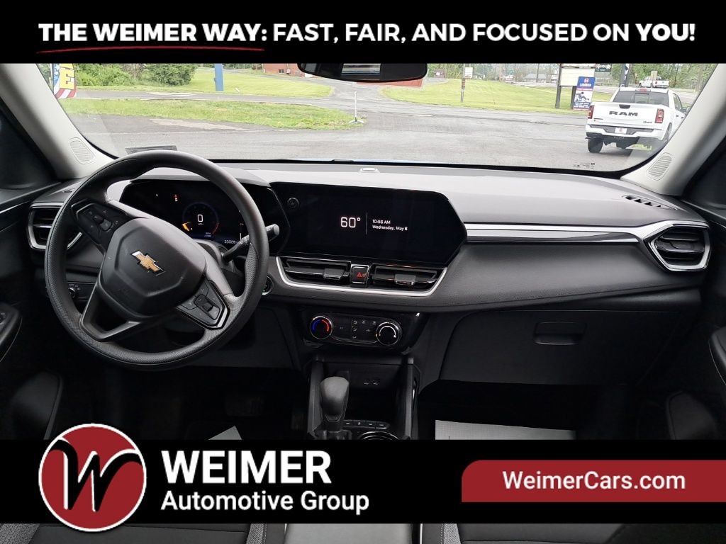 Pre-Owned 2024 Chevrolet TrailBlazer LT - photo - 19