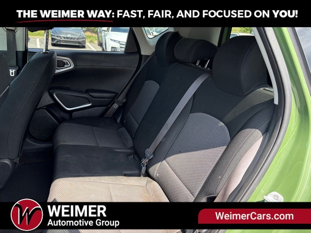 Pre-Owned 2020 Kia Soul X-Line - photo - 21