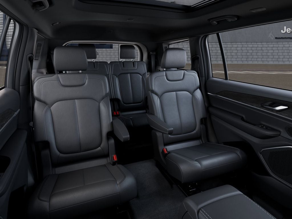 New 2026 Jeep Grand Cherokee L Limited - photo - 14