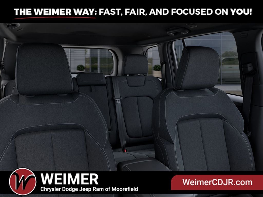 New 2026 Jeep Grand Cherokee Laredo - photo - 25