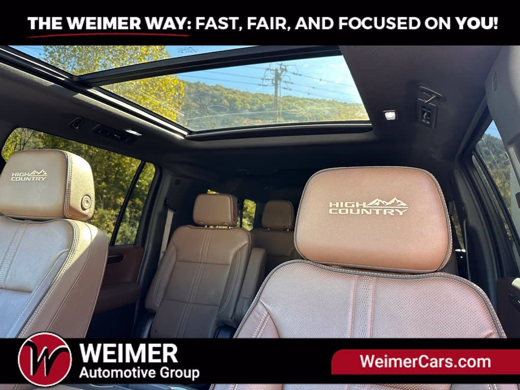 Pre-Owned 2025 Chevrolet Suburban High Country - photo - 20
