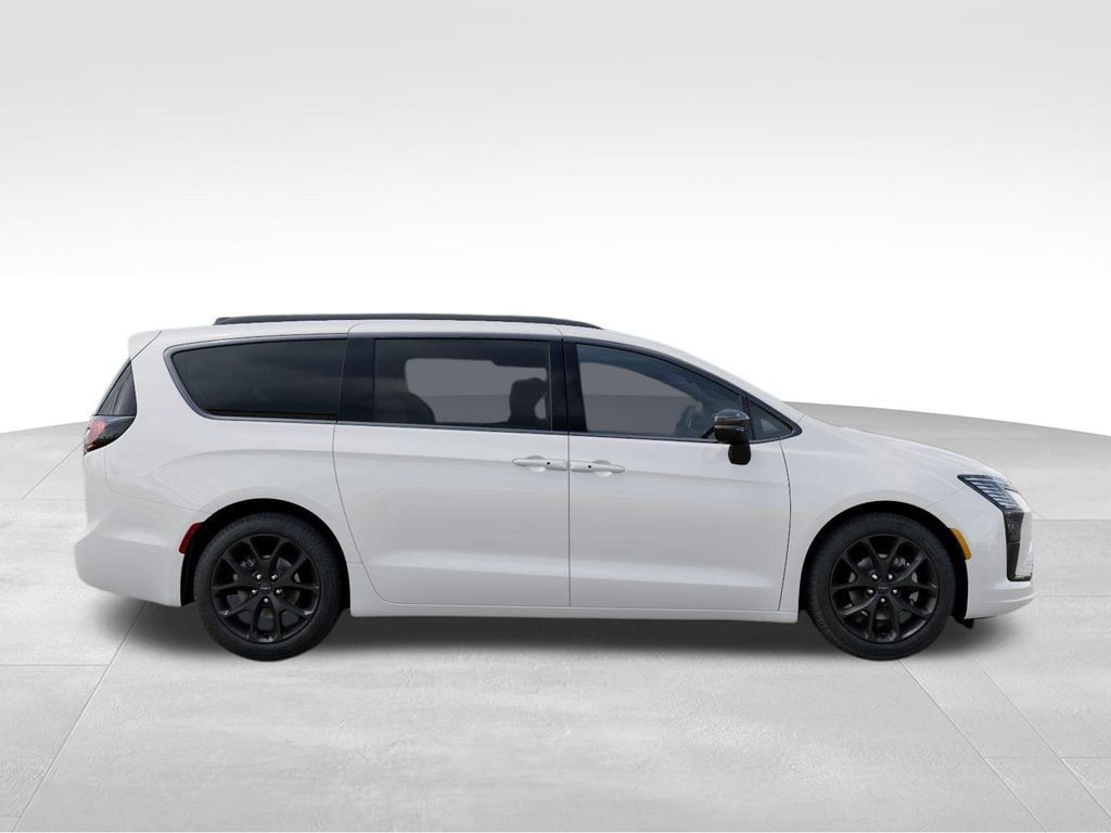 New 2027 Chrysler Pacifica Limited - photo - 20