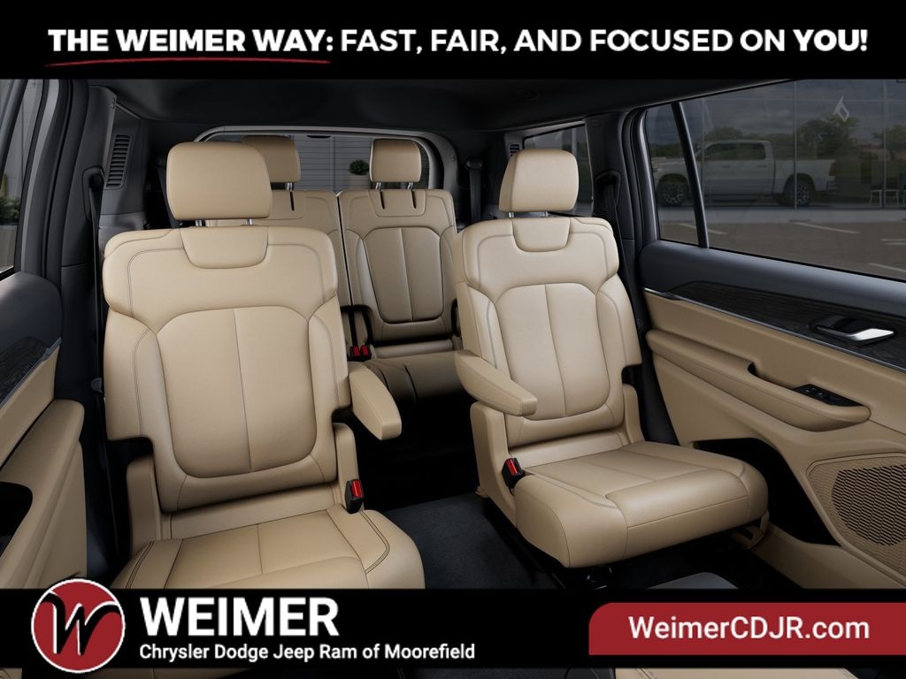 New 2025 Jeep Grand Cherokee L Limited - photo - 14