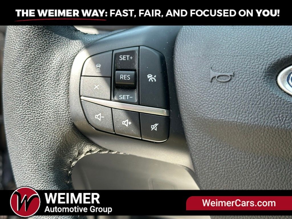 Pre-Owned 2020 Ford Escape SEL - photo - 13