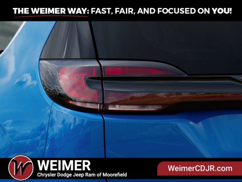 New 2027 Chrysler Pacifica Select - photo - 8