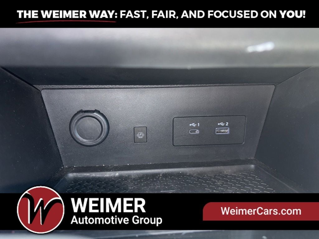 Pre-Owned 2025 Nissan Pathfinder Platinum - photo - 28