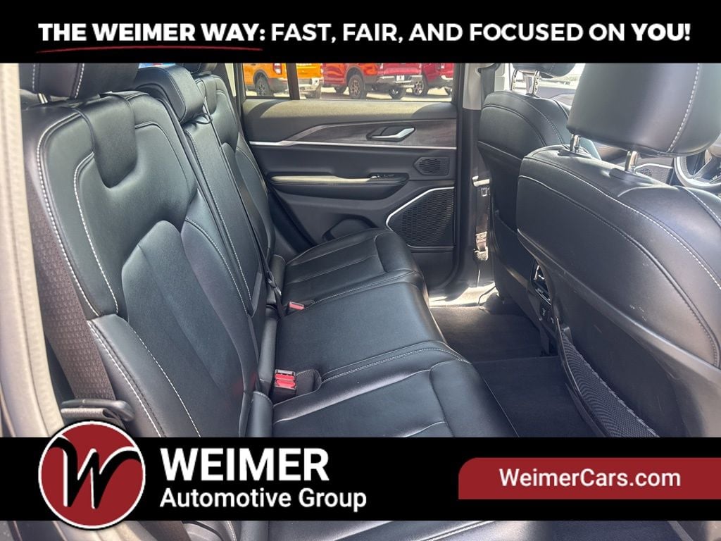 Pre-Owned 2024 Jeep Grand Cherokee 4xe - photo - 33