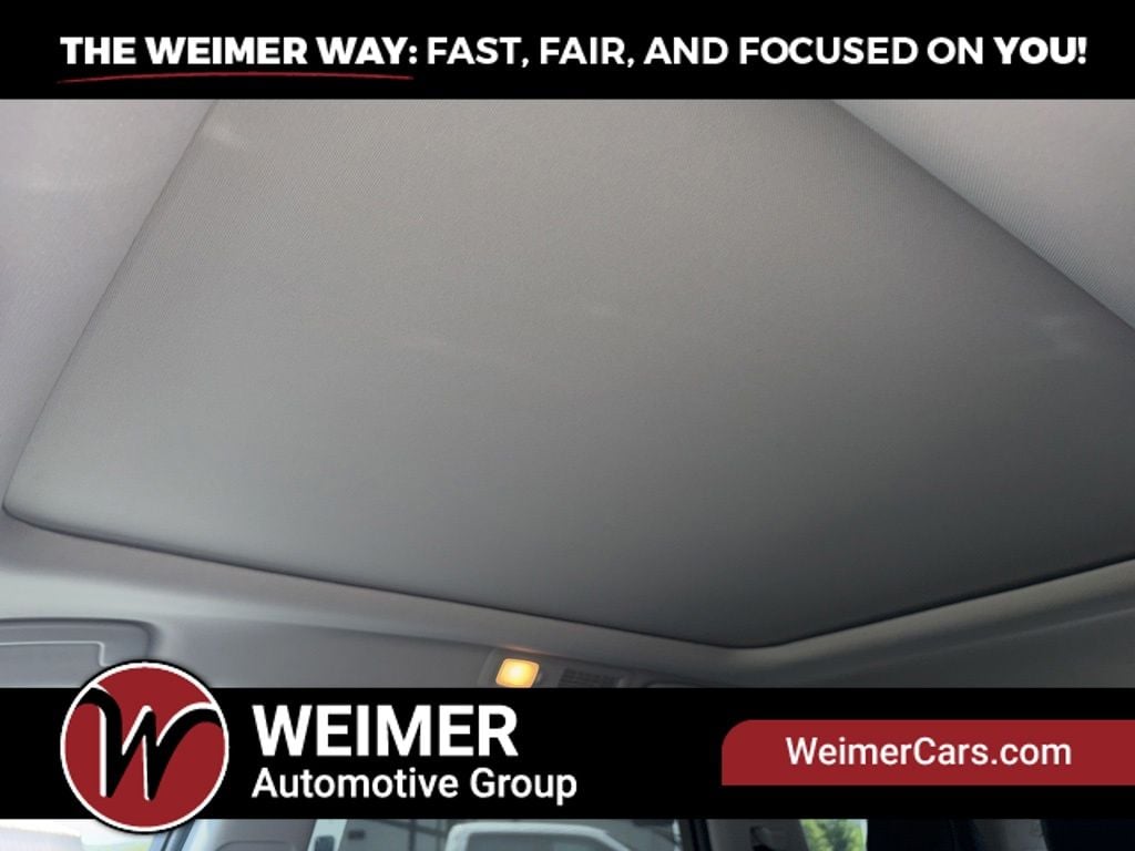 Pre-Owned 2025 Nissan Pathfinder Platinum - photo - 24