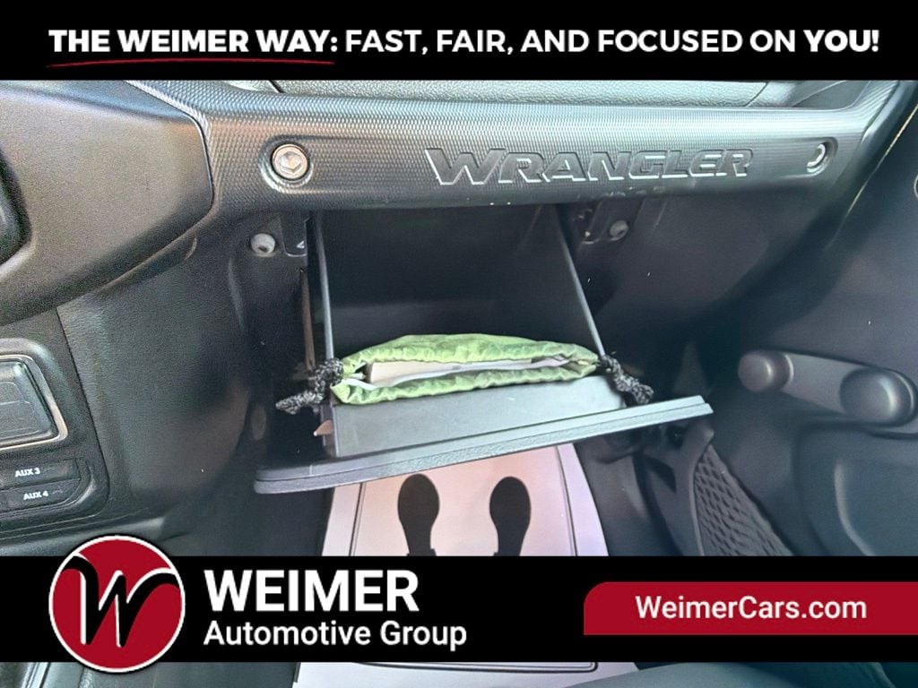 Pre-Owned 2022 Jeep Wrangler Sport - photo - 29