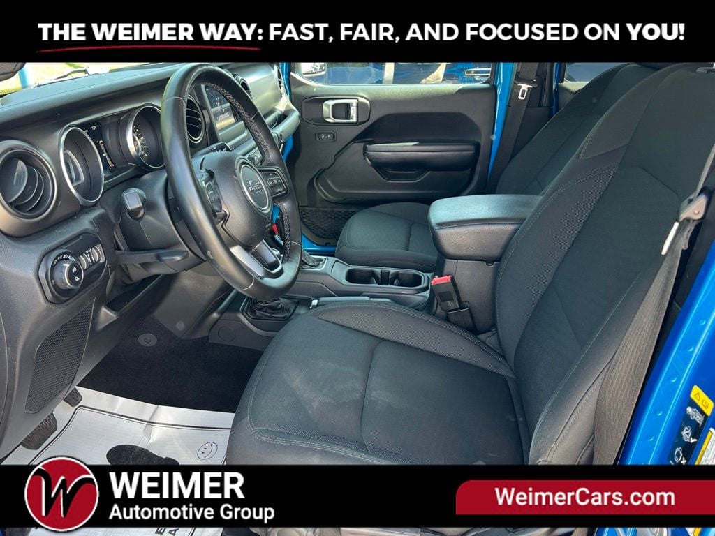 Pre-Owned 2020 Jeep Gladiator Sport - photo - 11