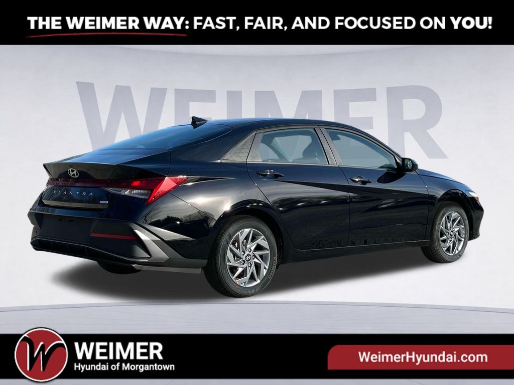 New 2025 Hyundai Elantra Hybrid Blue - photo - 7