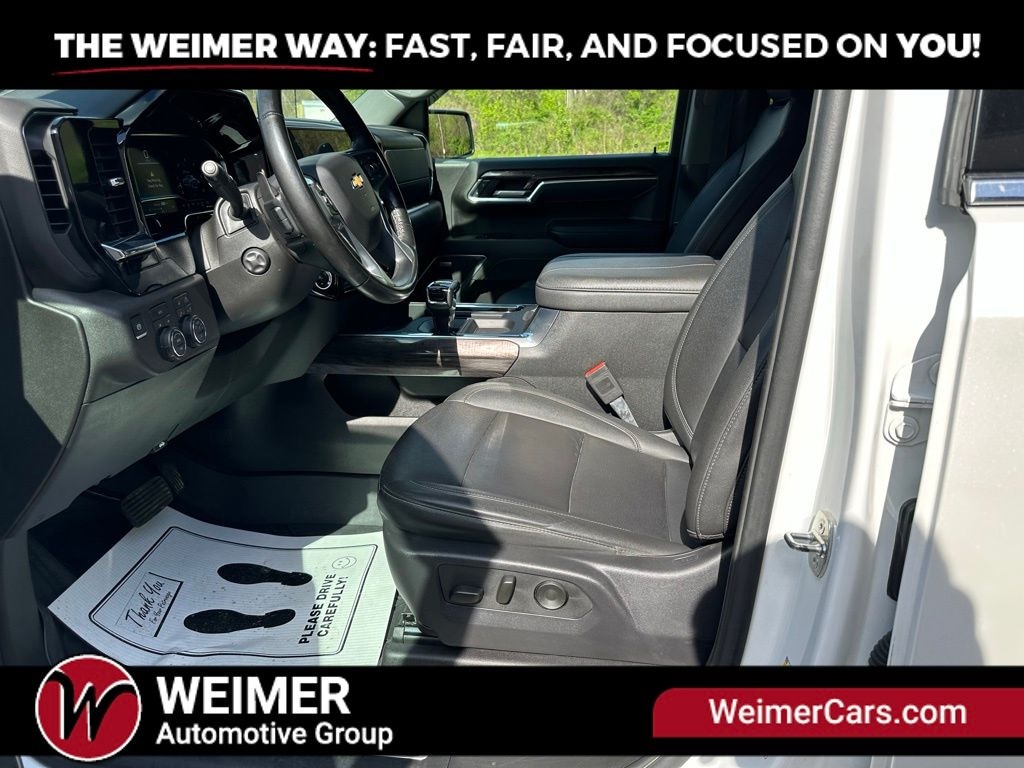 Pre-Owned 2024 Chevrolet Silverado 1500 LTZ - photo - 9
