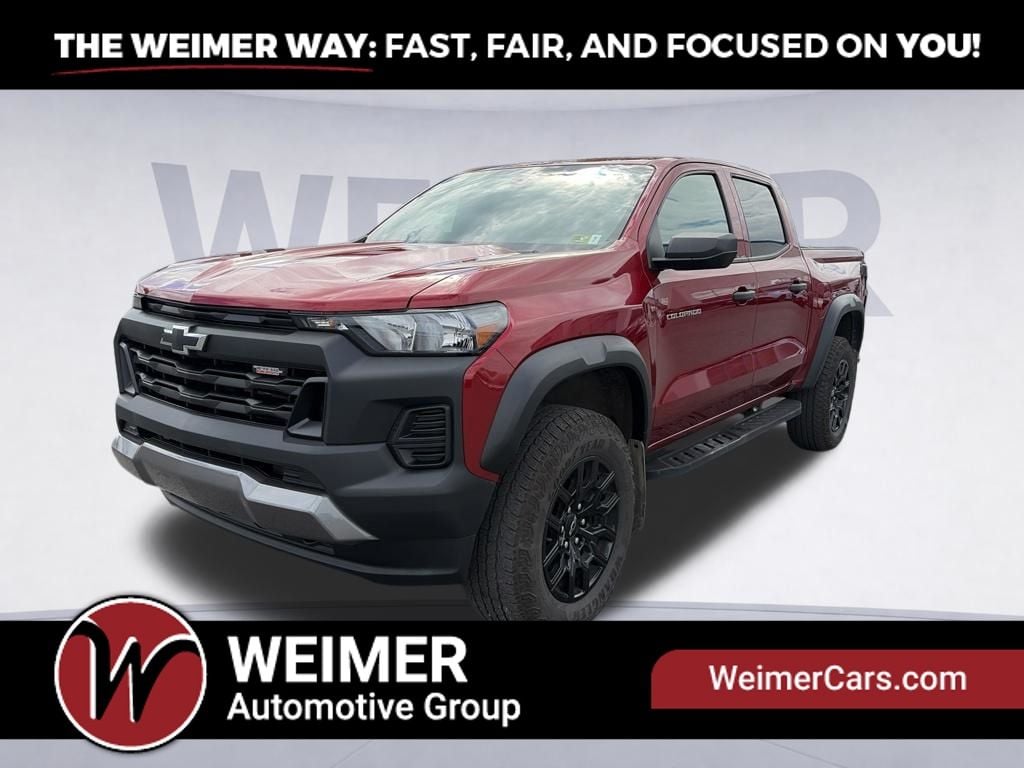 Pre-Owned 2023 Chevrolet Colorado Trail Boss - photo - 0