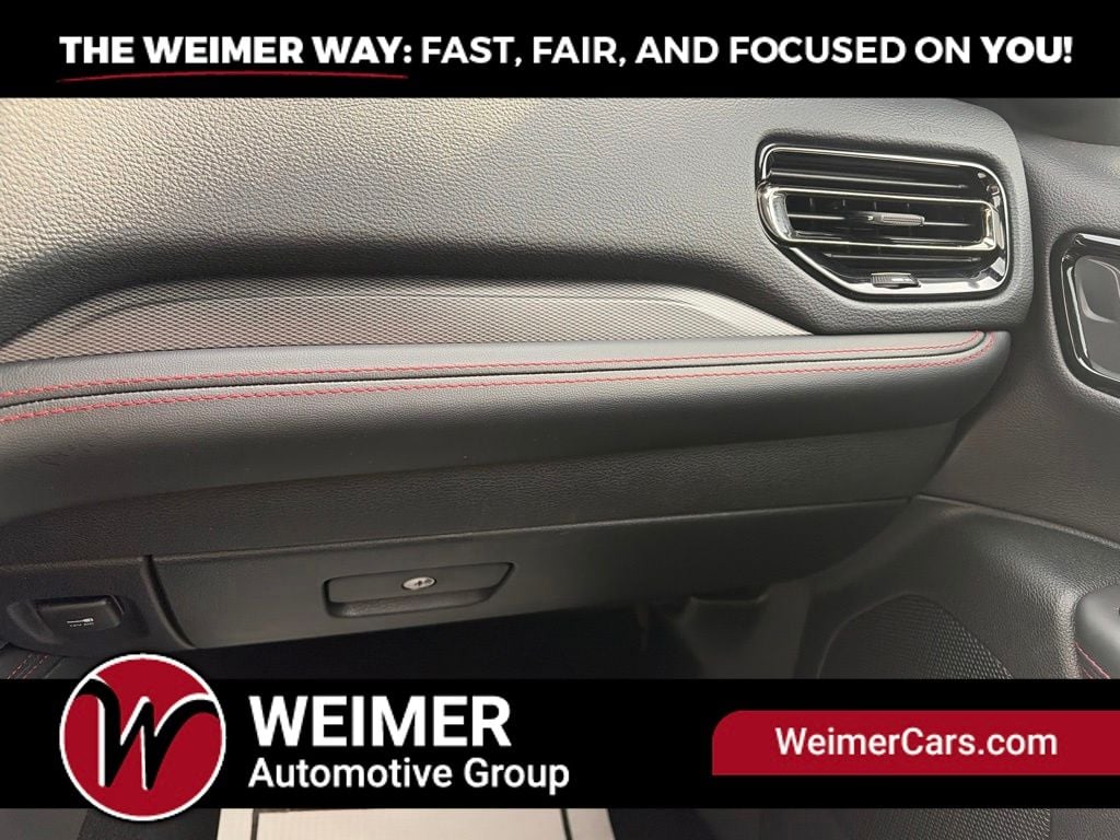 Pre-Owned 2024 Dodge Durango GT Plus - photo - 28