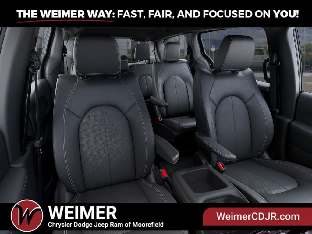 New 2027 Chrysler Pacifica Select - photo - 15
