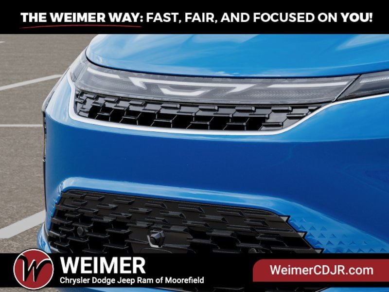 New 2027 Chrysler Pacifica Select - photo - 10