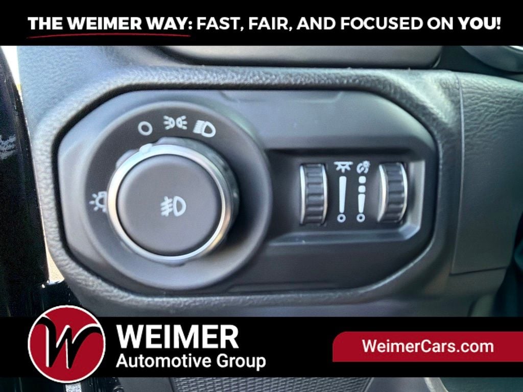 Pre-Owned 2022 Jeep Wrangler Sport - photo - 12