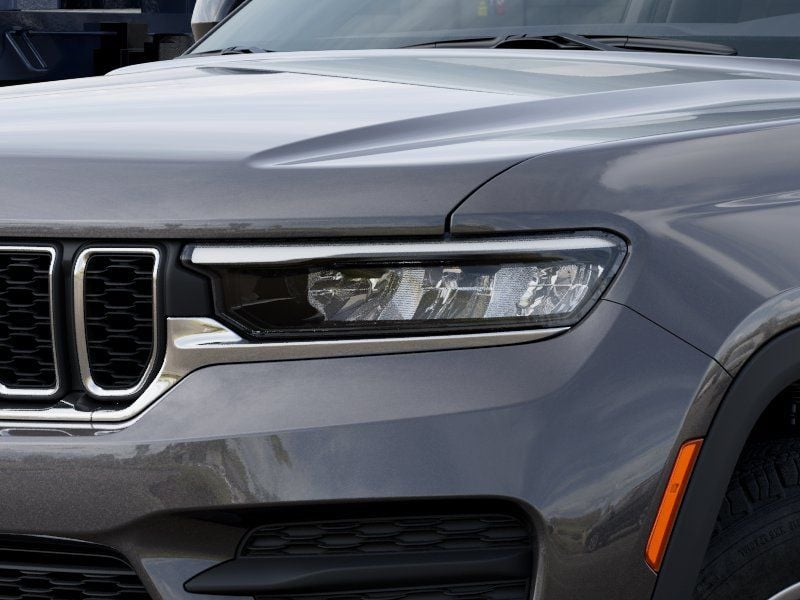 New 2026 Jeep Grand Cherokee Laredo - photo - 9