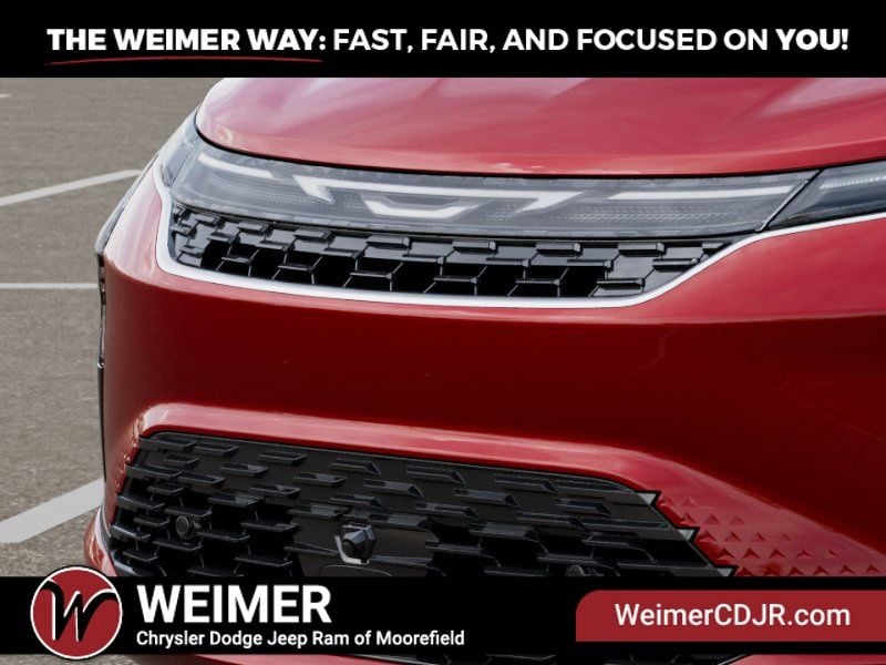 New 2027 Chrysler Pacifica Limited - photo - 10