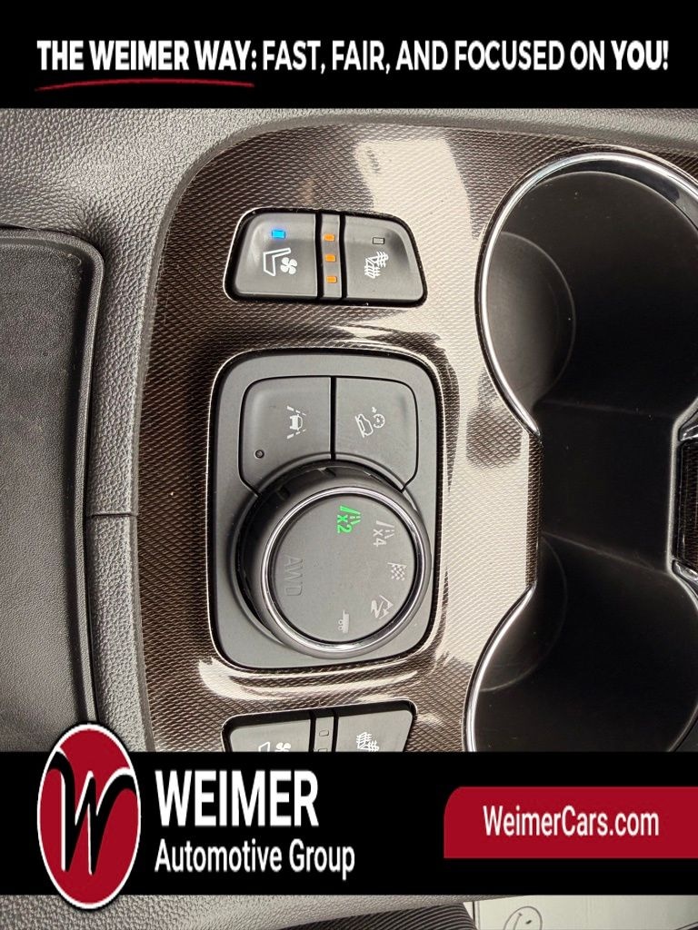 Pre-Owned 2023 GMC Acadia AT4 - photo - 22
