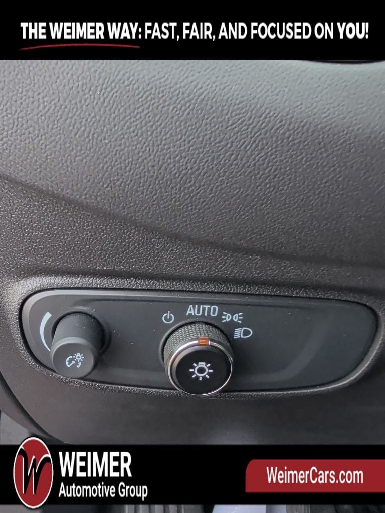 Pre-Owned 2024 Chevrolet Equinox LT - photo - 19