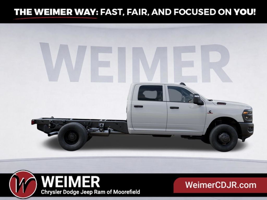 New 2026 Ram 3500 Tradesman - photo - 20