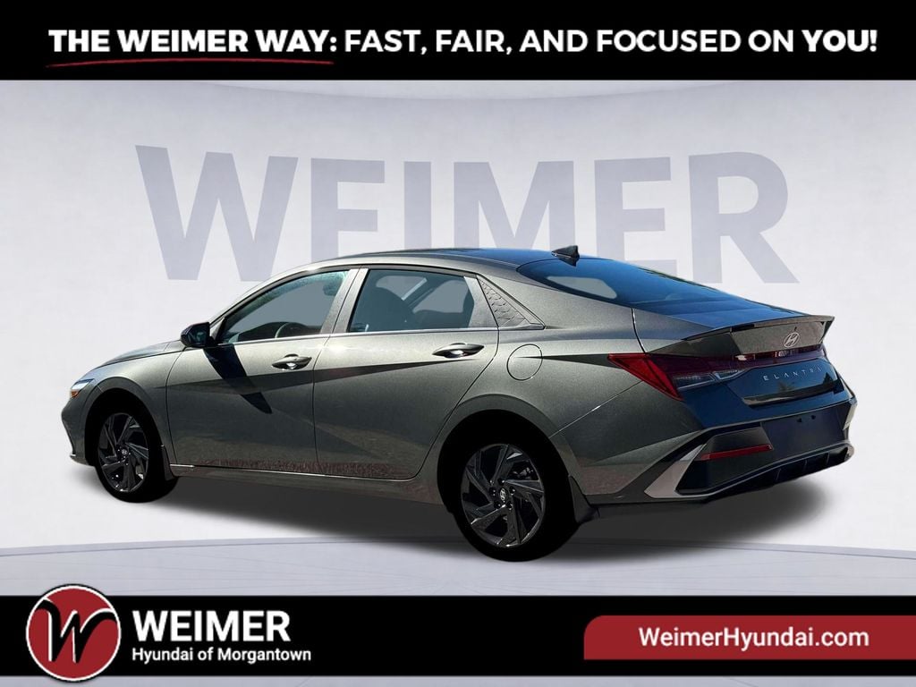 New 2026 Hyundai Elantra SEL Sport - photo - 3