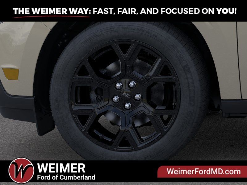 New 2025 Ford Maverick XLT - photo - 19