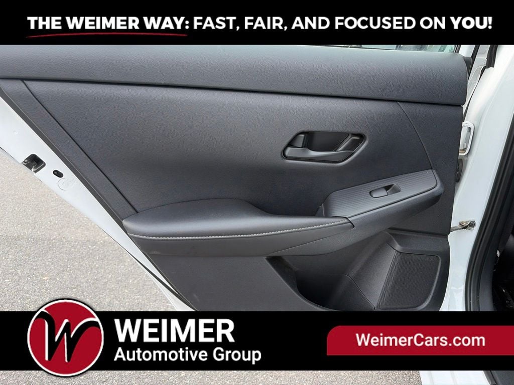Pre-Owned 2024 Nissan Sentra SV - photo - 9