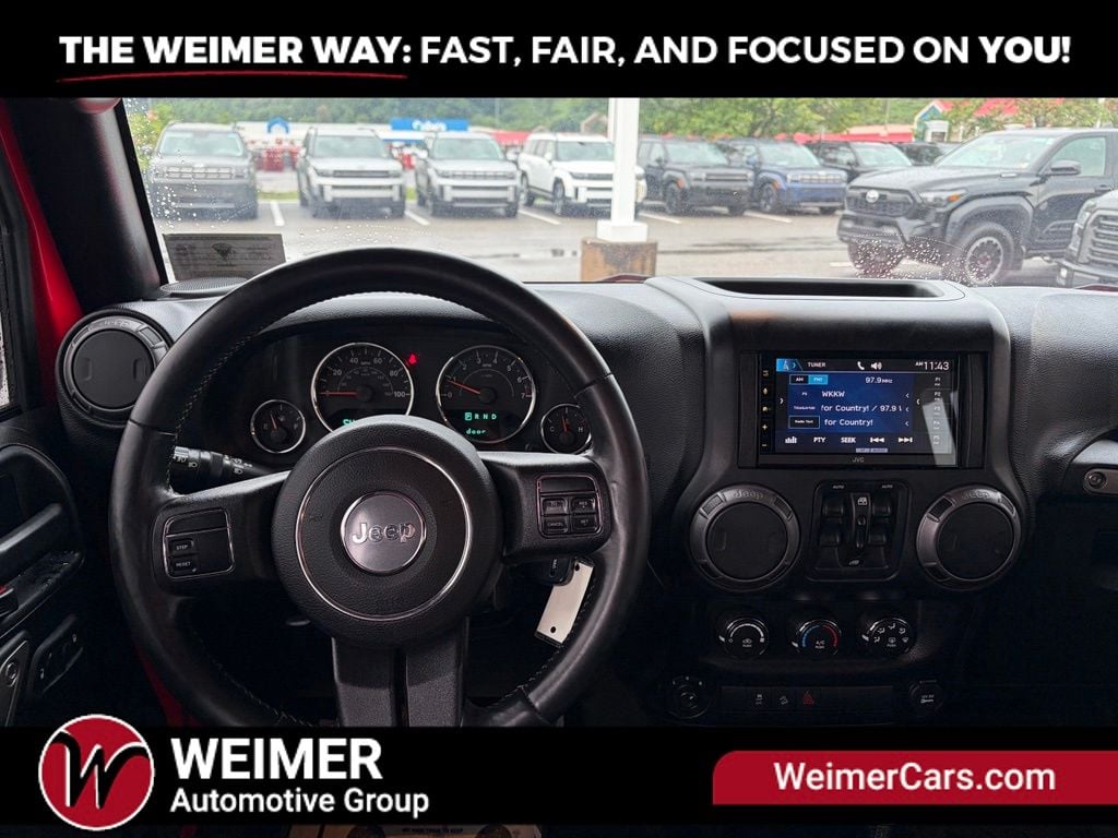 Pre-Owned 2015 Jeep Wrangler Unlimited Sport - photo - 18