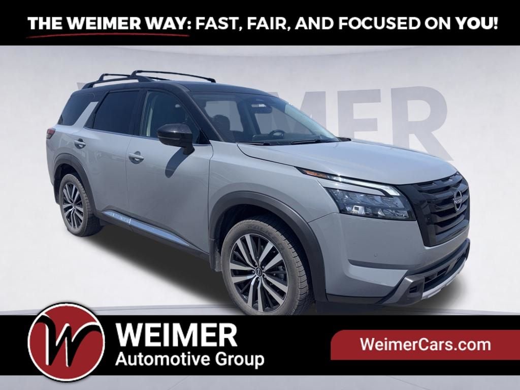 Pre-Owned 2025 Nissan Pathfinder Platinum - photo - 2