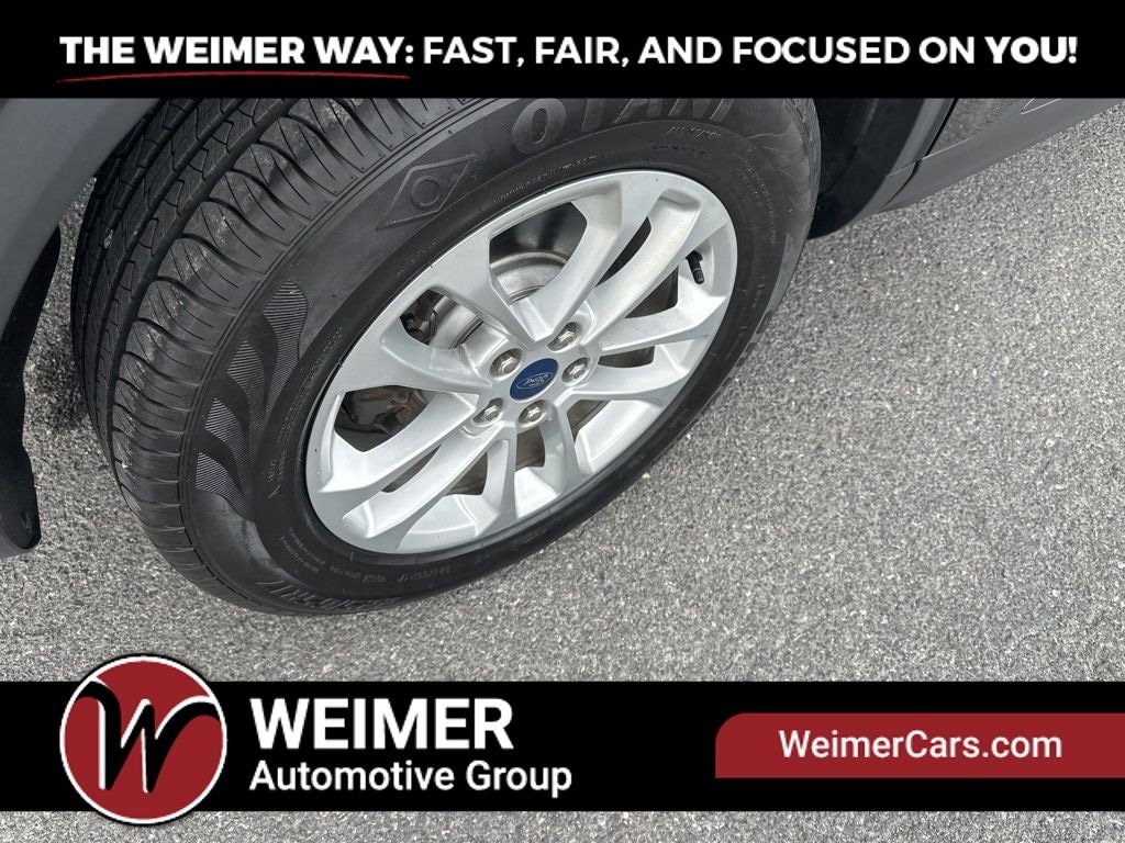 Pre-Owned 2022 Ford Escape SE - photo - 40