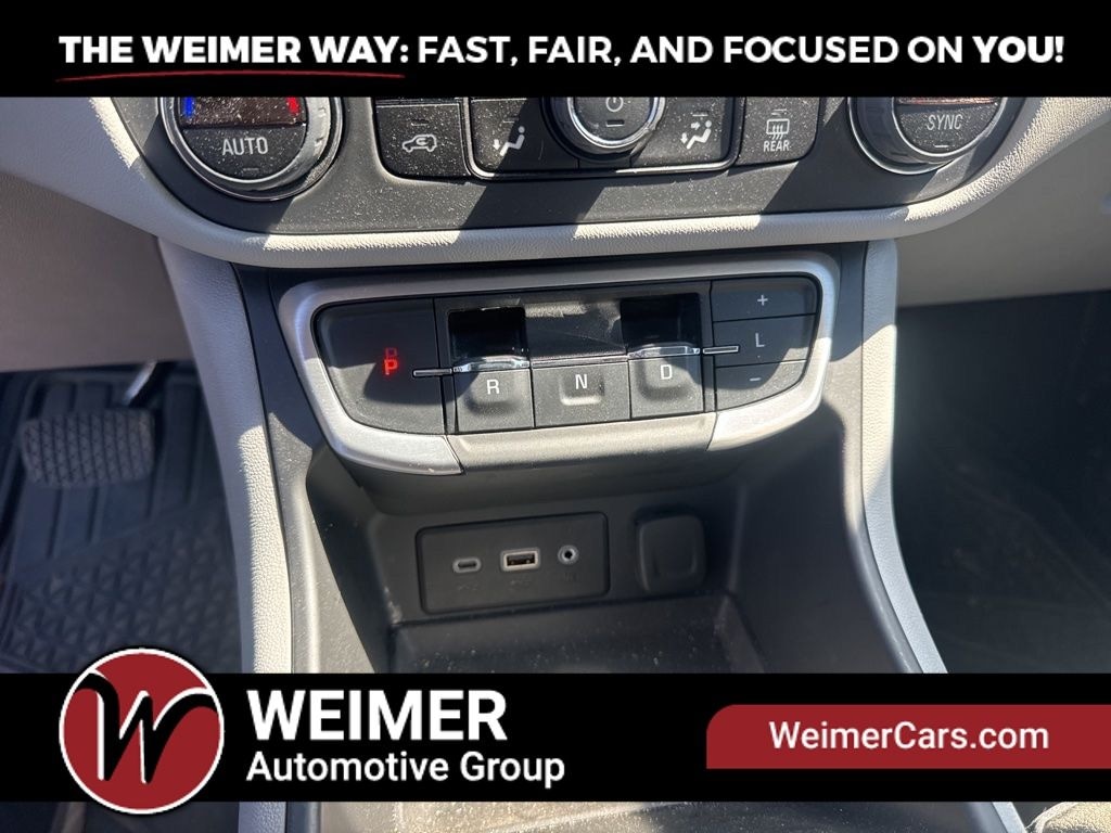 Pre-Owned 2024 GMC Terrain SLE - photo - 16