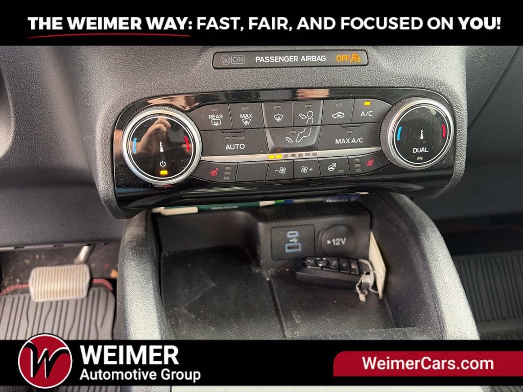 Pre-Owned 2022 Ford Escape SEL - photo - 24