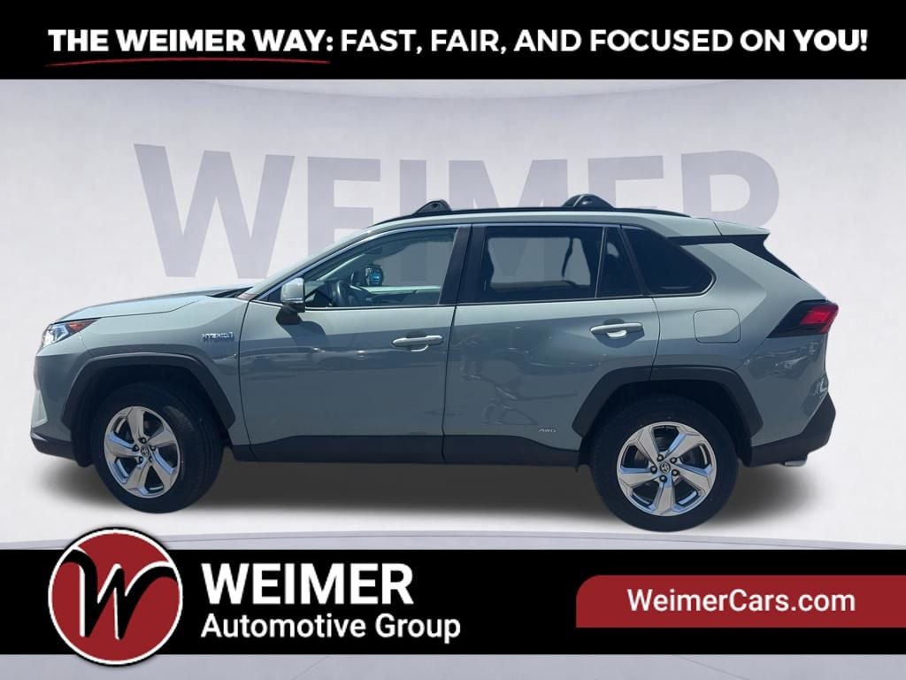 Pre-Owned 2021 Toyota RAV4 Hybrid XLE Premium - photo - 5