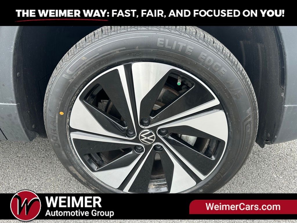 Pre-Owned 2024 Volkswagen Taos 1.5T SE - photo - 29