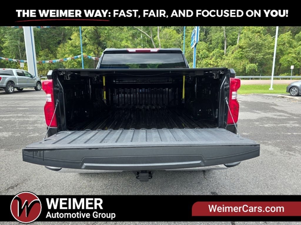 Pre-Owned 2024 Chevrolet Silverado 1500 LT - photo - 7
