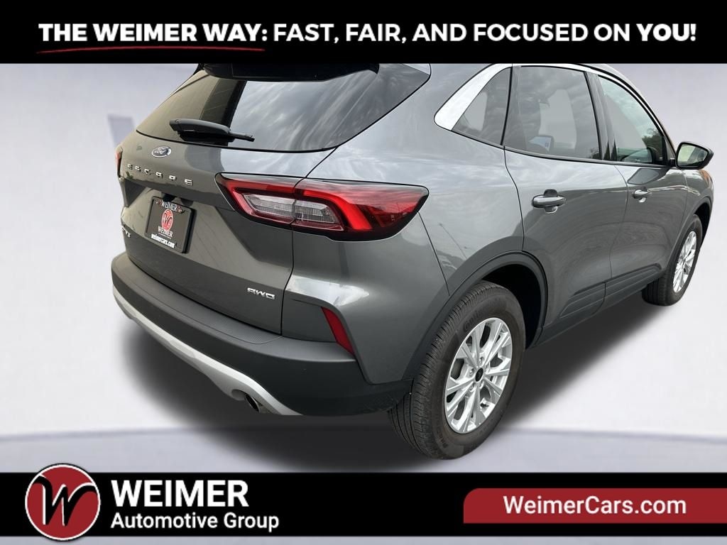 Pre-Owned 2023 Ford Escape Active - photo - 24