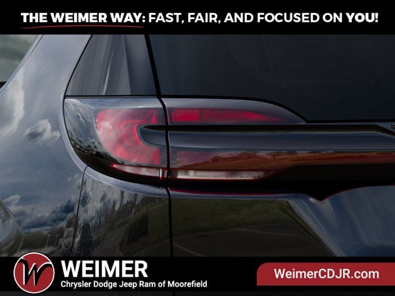 New 2027 Chrysler Pacifica Limited - photo - 8