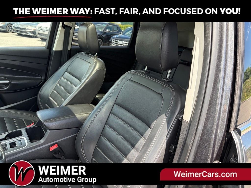 Pre-Owned 2019 Ford Escape Titanium - photo - 21