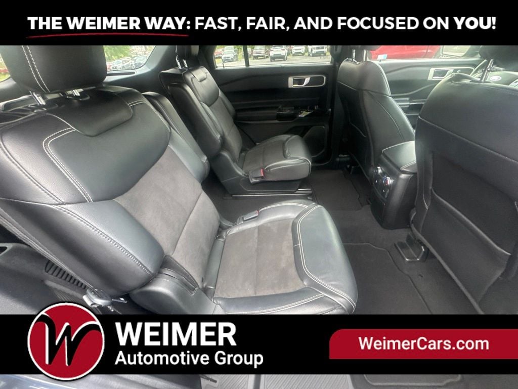 Pre-Owned 2022 Ford Explorer ST - photo - 18