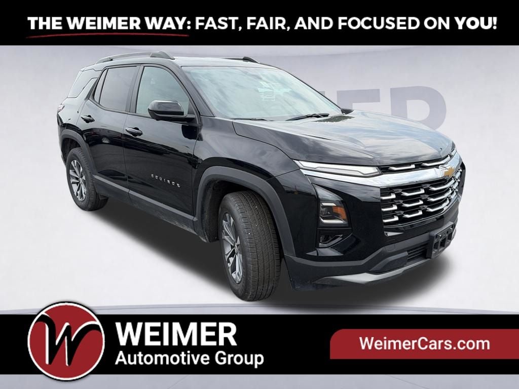 Pre-Owned 2025 Chevrolet Equinox LT - photo - 2