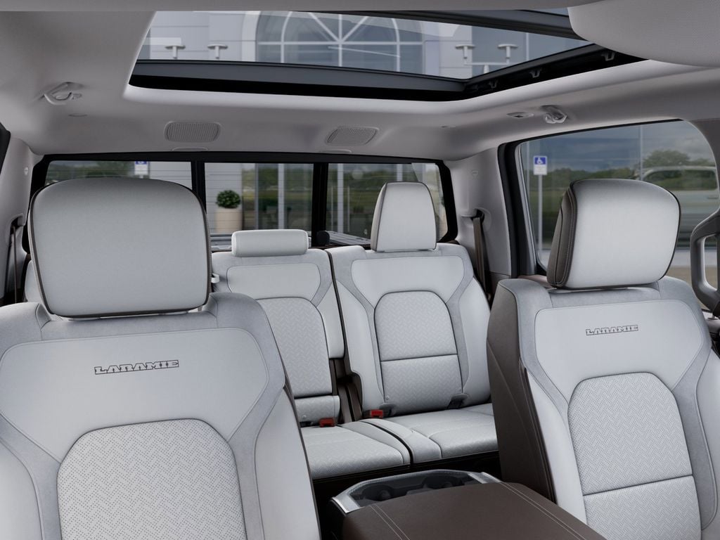 New 2026 Ram 1500 Laramie - photo - 25