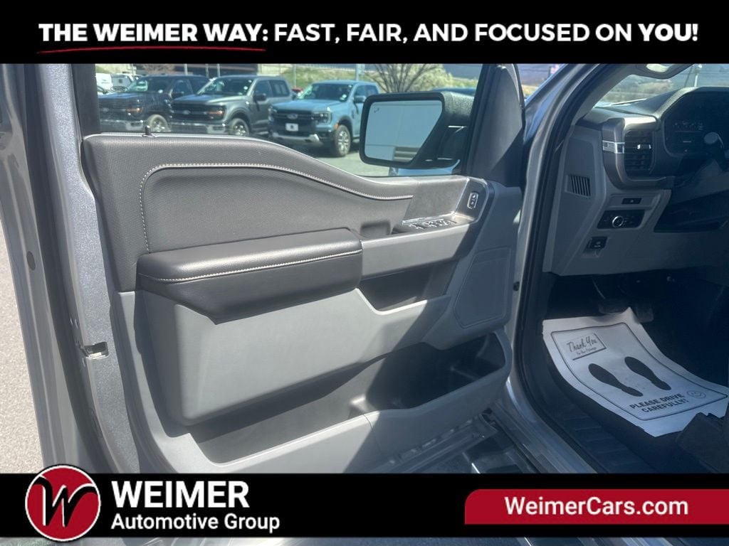 Pre-Owned 2025 Ford F-150 XLT - photo - 11