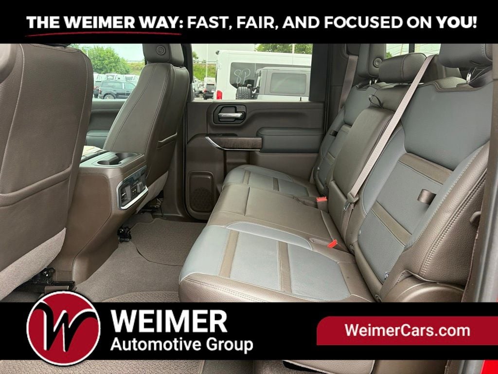Pre-Owned 2022 GMC Sierra 3500HD Denali - photo - 13