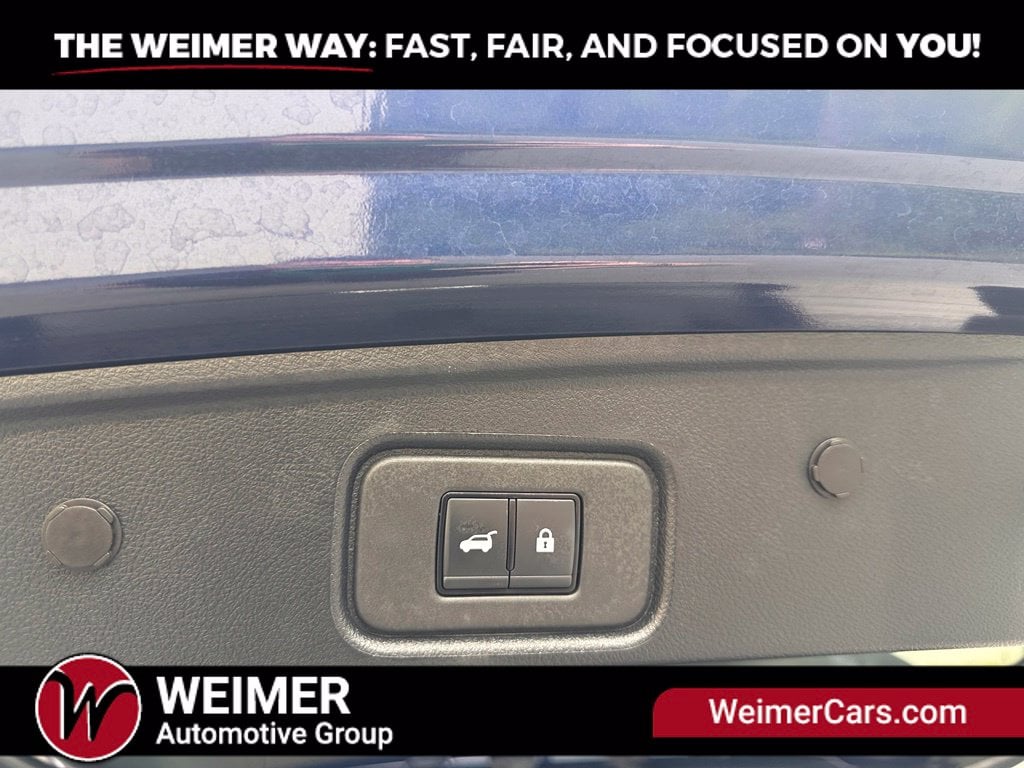 Pre-Owned 2025 Nissan Pathfinder SV - photo - 28