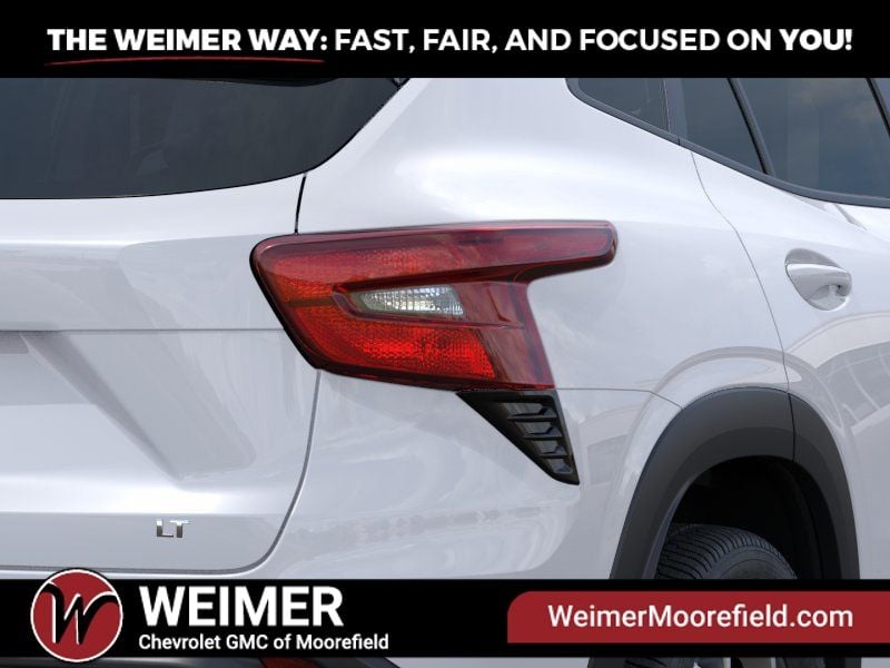 New 2026 Chevrolet Trax LT - photo - 10