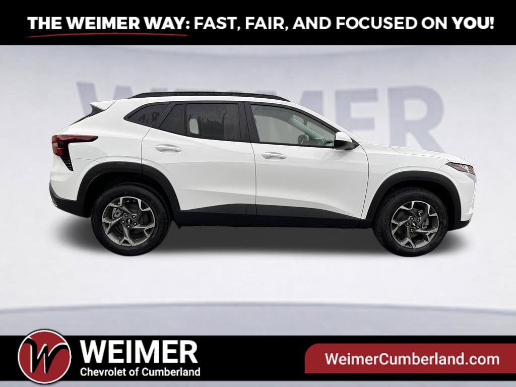 New 2026 Chevrolet Trax LT - photo - 4