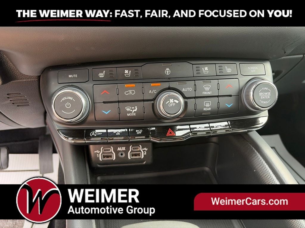 Pre-Owned 2024 Dodge Durango GT Plus - photo - 41