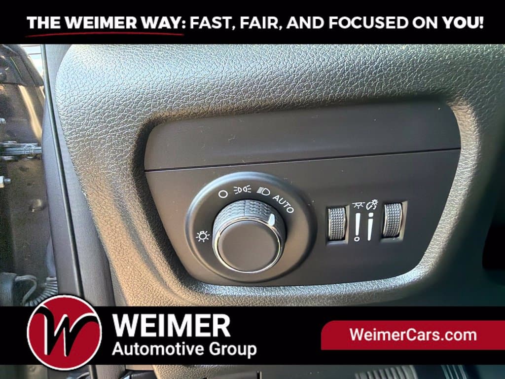 Pre-Owned 2024 Jeep Grand Cherokee L Laredo - photo - 13